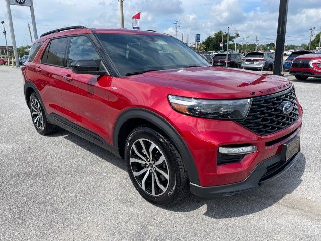 2023 Ford Explorer ST-Line