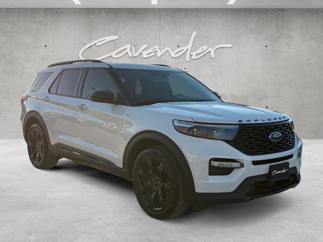 2023 Ford Explorer ST-Line