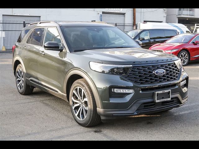 2023 Ford Explorer ST