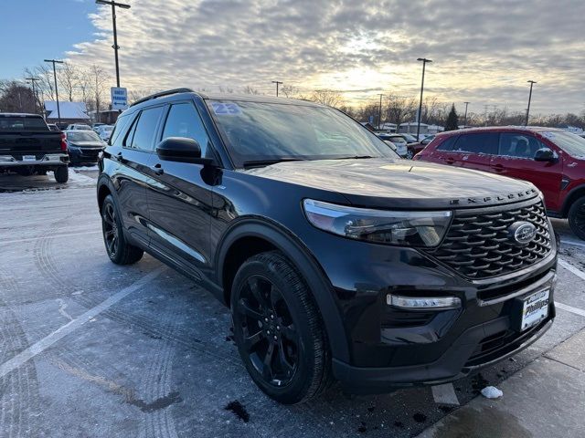 2023 Ford Explorer ST-Line