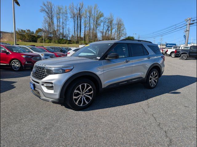 2023 Ford Explorer ST-Line