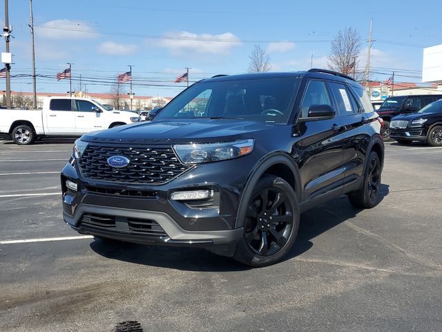 2023 Ford Explorer ST-Line