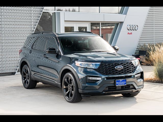 2023 Ford Explorer ST-Line