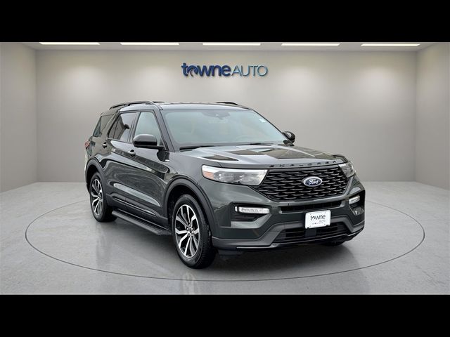 2023 Ford Explorer ST-Line