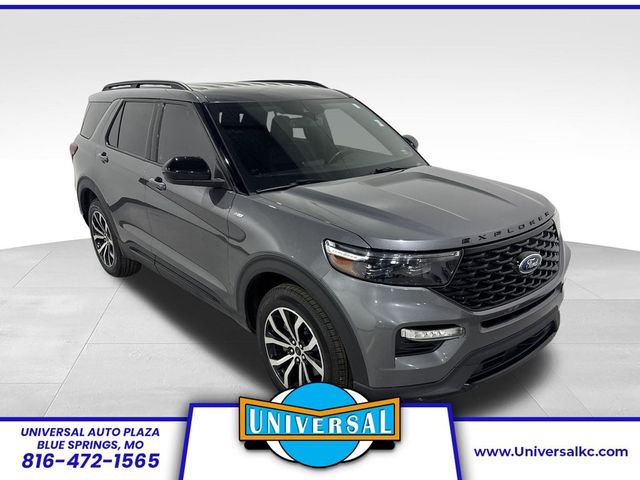2023 Ford Explorer ST-Line