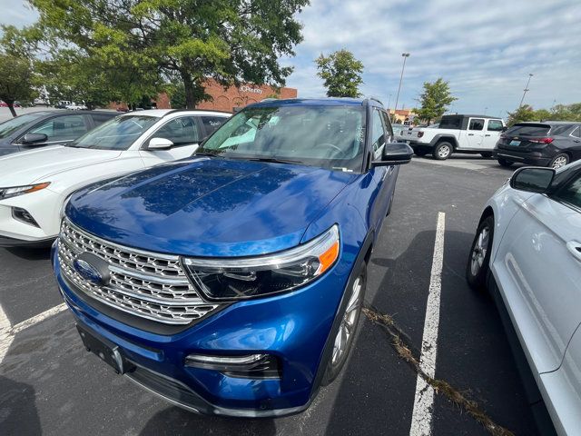 2023 Ford Explorer XLT