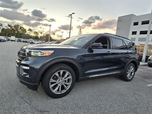 2023 Ford Explorer XLT