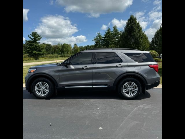 2023 Ford Explorer XLT