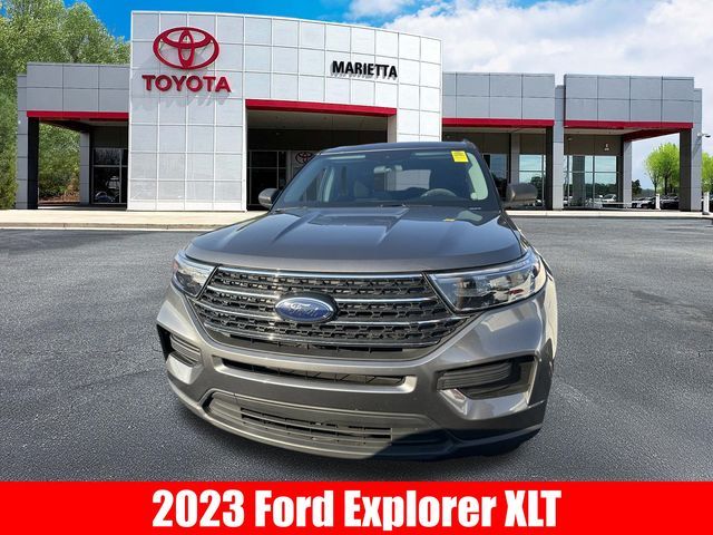 2023 Ford Explorer XLT