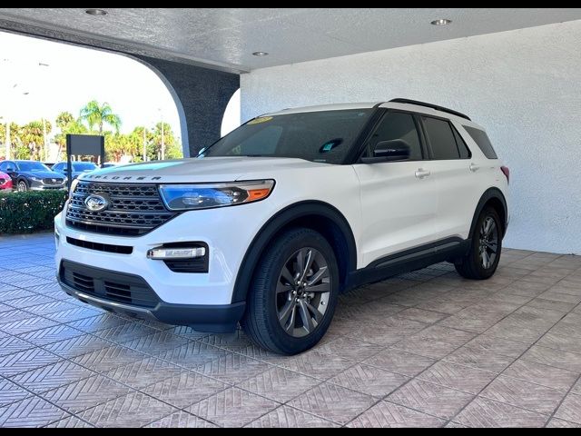 2023 Ford Explorer XLT