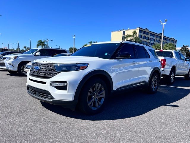 2023 Ford Explorer XLT