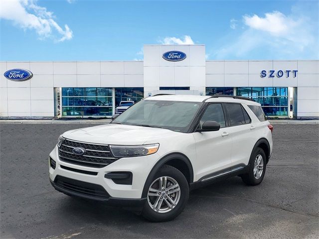 2023 Ford Explorer XLT