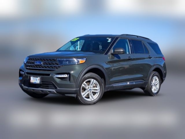 2023 Ford Explorer XLT