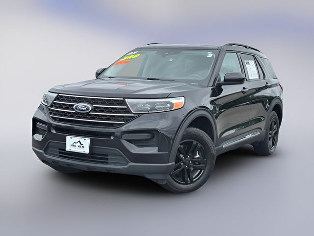 2023 Ford Explorer XLT