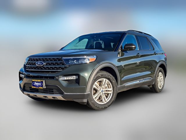 2023 Ford Explorer XLT