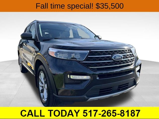 2023 Ford Explorer XLT