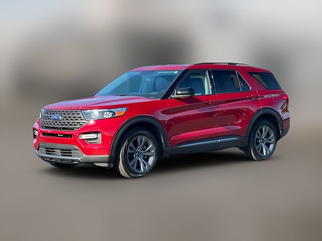 2023 Ford Explorer XLT