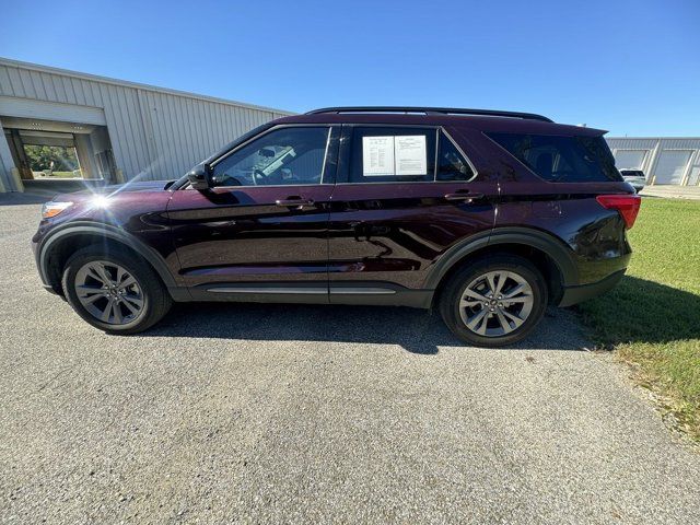 2023 Ford Explorer XLT