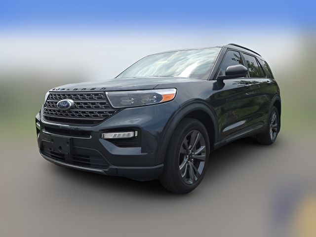 2023 Ford Explorer XLT