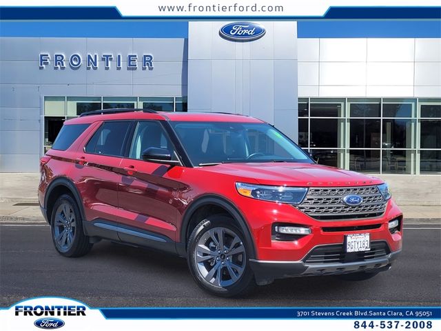 2023 Ford Explorer XLT