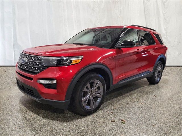 2023 Ford Explorer XLT