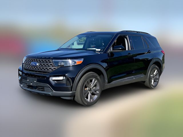 2023 Ford Explorer XLT