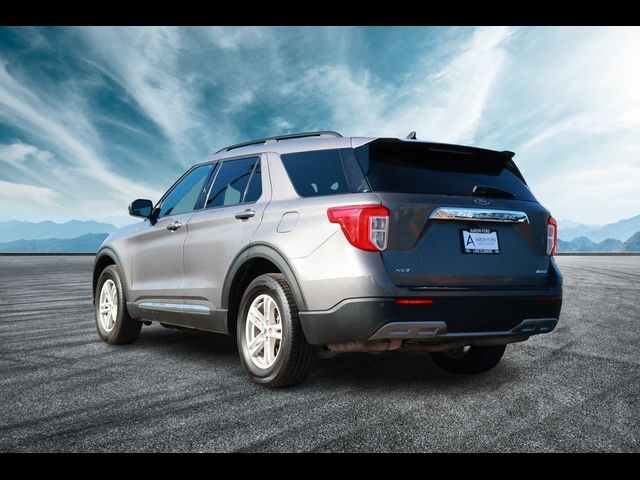 2023 Ford Explorer XLT