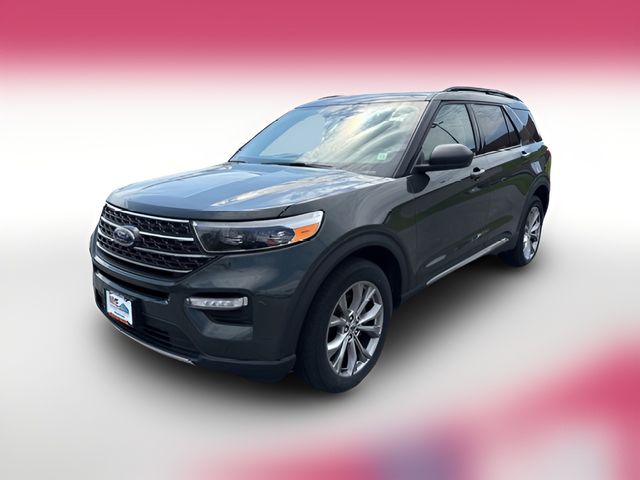 2023 Ford Explorer XLT
