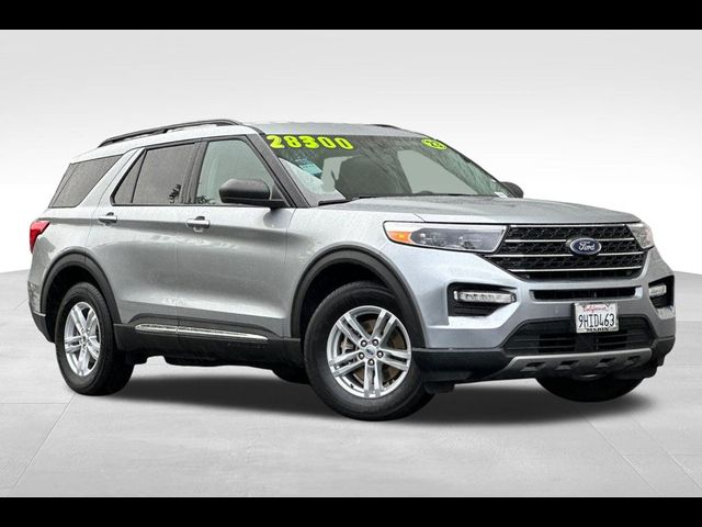 2023 Ford Explorer XLT