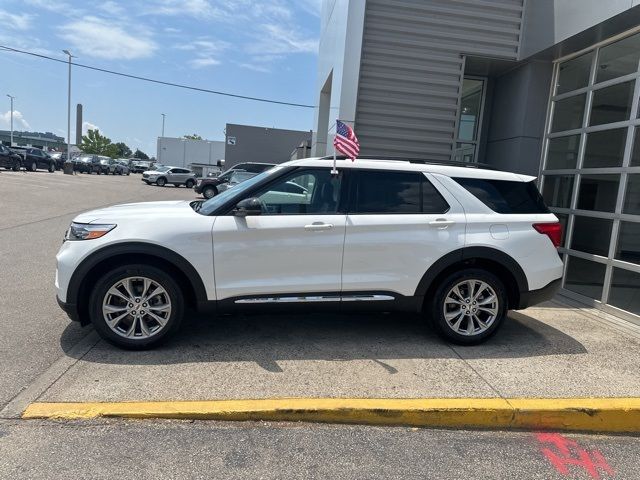 2023 Ford Explorer XLT