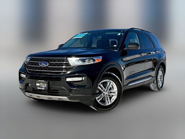 2023 Ford Explorer XLT