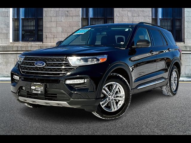 2023 Ford Explorer XLT