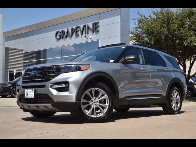 2023 Ford Explorer XLT