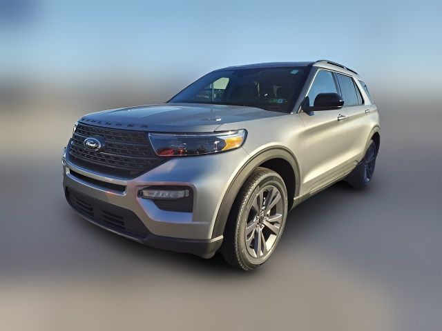 2023 Ford Explorer XLT