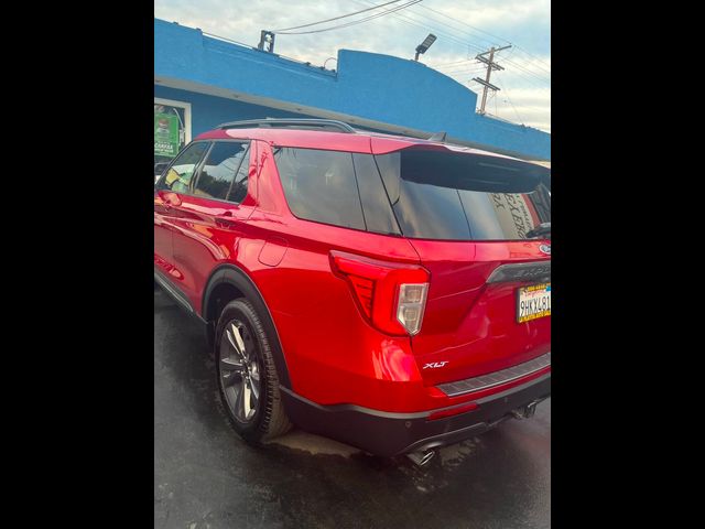 2023 Ford Explorer XLT
