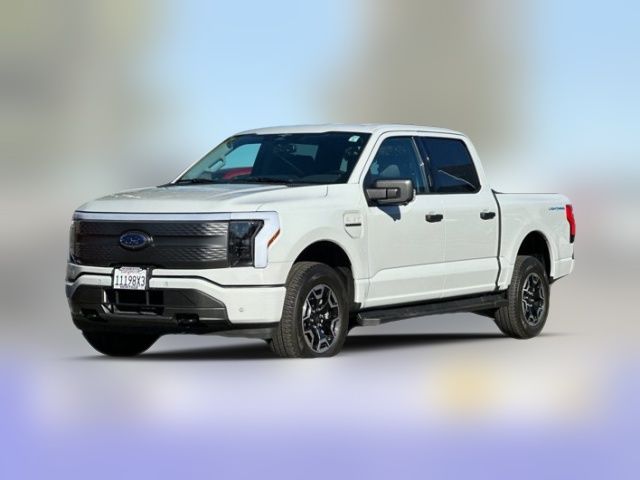 2023 Ford F-150 Lightning XLT