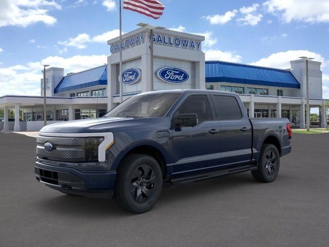 2023 Ford F-150 Lightning XLT