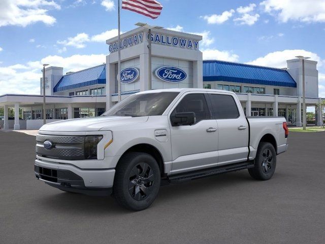 2023 Ford F-150 Lightning XLT