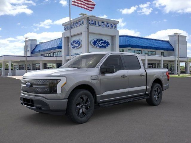 2023 Ford F-150 Lightning XLT