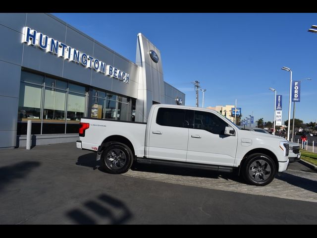 2023 Ford F-150 Lightning LARIAT