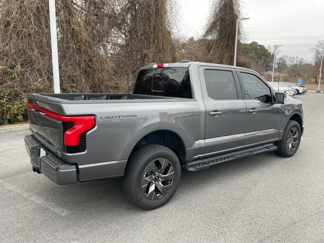 2023 Ford F-150 Lightning LARIAT