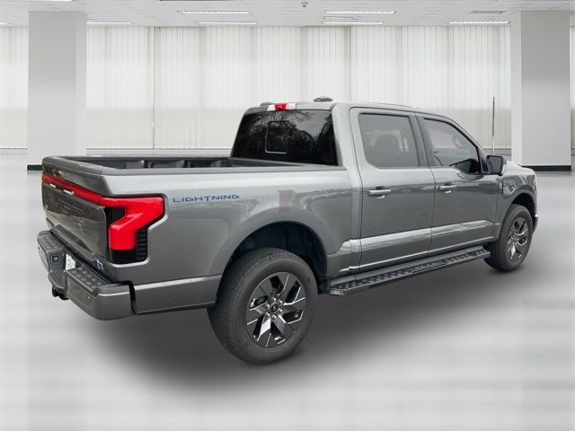 2023 Ford F-150 Lightning LARIAT