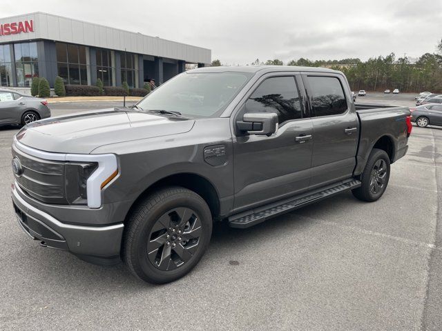 2023 Ford F-150 Lightning LARIAT