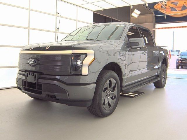 2023 Ford F-150 Lightning LARIAT