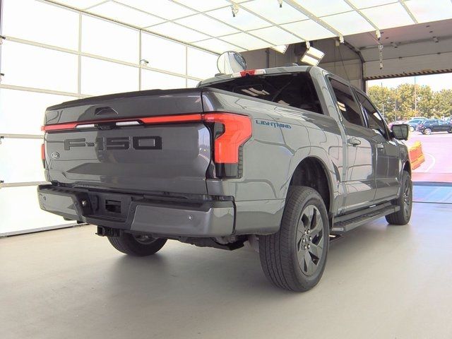 2023 Ford F-150 Lightning LARIAT