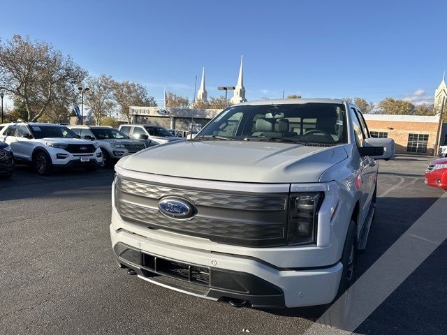 2023 Ford F-150 Lightning LARIAT