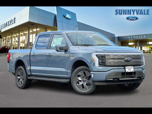 2023 Ford F-150 Lightning LARIAT