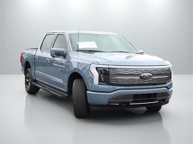 2023 Ford F-150 Lightning LARIAT