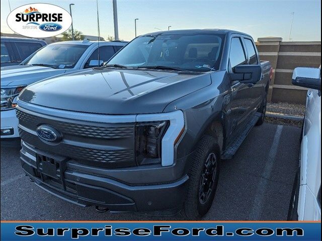 2023 Ford F-150 Lightning 