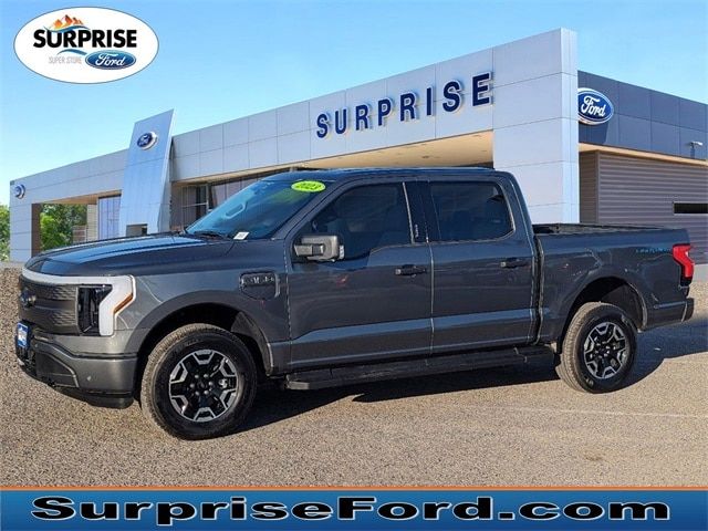 2023 Ford F-150 Lightning 